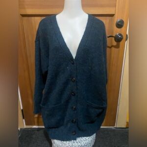 Gorgeous V-Neck Cardigan